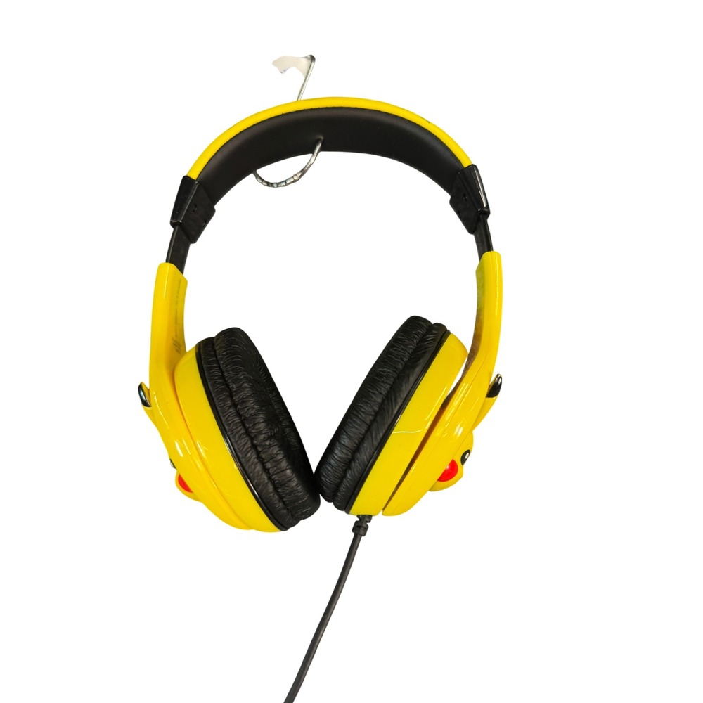 Pokemon Pikachu Wired Over-Ear Headphones Yellow Nintendo PK-140.EXV1 2021